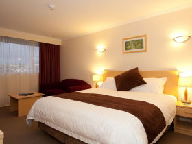 BEST WESTERN Balmoral Motor Inn - Accommodation Rockhampton 1