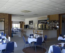BEST WESTERN Bass And Flinders Motor Inn - Accommodation Rockhampton 1