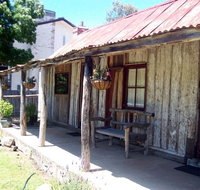 Rosebud Heritage Cottage - Accommodation Rockhampton