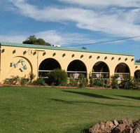 Tarcutta Halfway Motor Inn/Horse Hotel - Accommodation Rockhampton