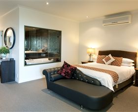 Arthurs Views - Accommodation Rockhampton 4