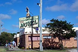 Jackie Howe Motel - Accommodation Rockhampton 0