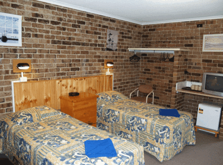 Acacia Snowy Motel - Accommodation Rockhampton 1