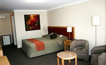Winning Post Motor Inn - Mudgee - Accommodation Rockhampton 0