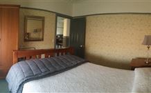 Wagga Wagga Country Cottages - - Accommodation Rockhampton 3