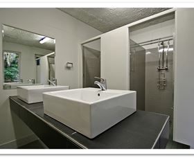 CStay Holiday Accommodation - Accommodation Rockhampton 1