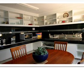 CStay Holiday Accommodation - Accommodation Rockhampton 2