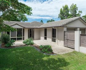 At Theme Park Central Holiday House - Accommodation Rockhampton 1