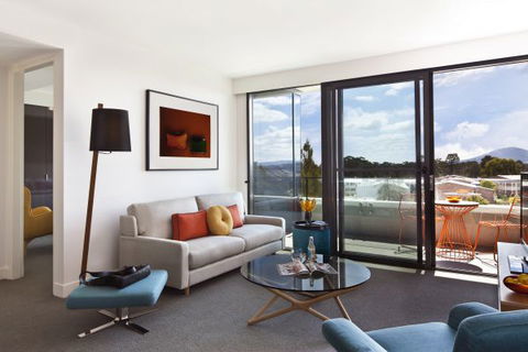 East Hotel + Apartments - Accommodation Rockhampton 3