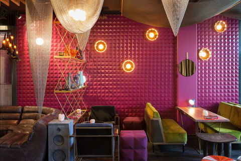 East Hotel + Apartments - Accommodation Rockhampton 6