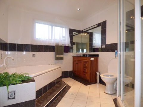 Palais D'Amor At Greenwell Point - Accommodation Rockhampton 137