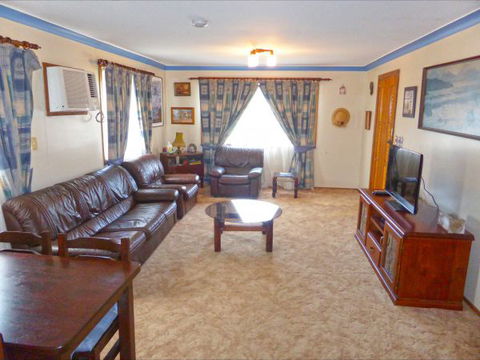 Palais D'Amor At Greenwell Point - Accommodation Rockhampton 12