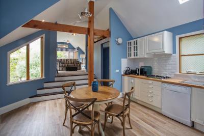 Oak Tree Lodge - Accommodation Rockhampton 12