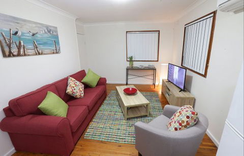 Waratah Beach Breaks - Accommodation Rockhampton 3