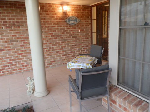 Azure Haven - Accommodation Rockhampton 5