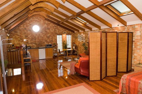 Bet's Bed And Breakfast Studio - Accommodation Rockhampton 1
