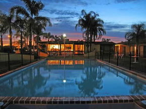Comfort Inn Deakin Palms - Accommodation Rockhampton 2