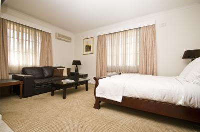 Quality Inn Country Plaza Queanbeyan - Accommodation Rockhampton 2
