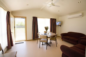 BIG4 Crossroads Holiday Park - Accommodation Rockhampton 2