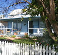 Penny's Cottage - Accommodation Rockhampton