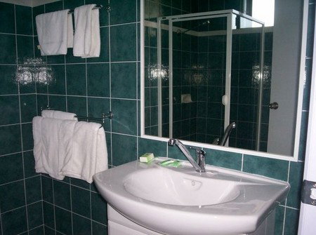 Bakery Park Motor Inn - Accommodation Rockhampton 2