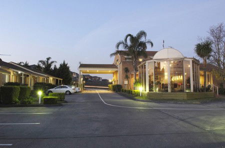 Best Western Airport Motel & Convention Centre - Accommodation Rockhampton 3