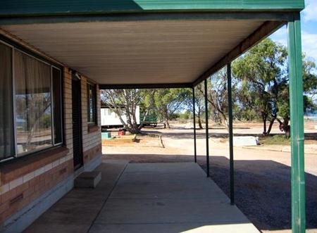 Harbour View Caravan Park - Accommodation Rockhampton 4