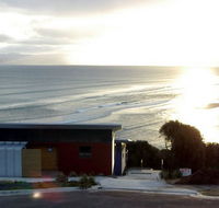 Freycinet Beach Apartments - Accommodation Rockhampton