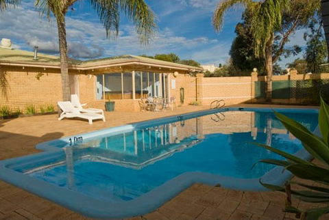 Albion Hotel - Accommodation Rockhampton 0