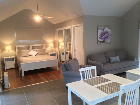 High Peaks Cottages - Accommodation Rockhampton 1