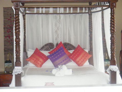 Weeroona Retreat B&B - Accommodation Rockhampton 6