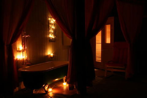 Goldsmith's In The Forest - Accommodation Rockhampton 0