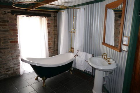 Willowbrook Heritage Bed & Breakfast - Accommodation Rockhampton 2