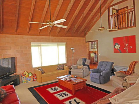 Oriental At Orient Point - Accommodation Rockhampton 3