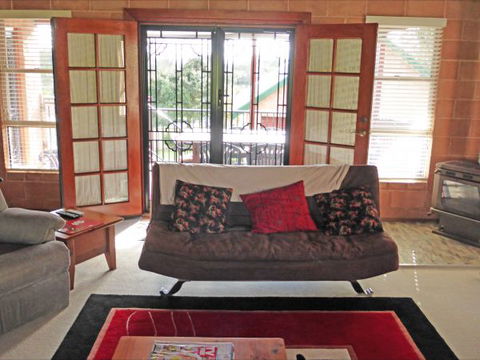 Oriental At Orient Point - Accommodation Rockhampton 4