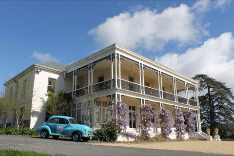 Claremont House - Accommodation Rockhampton 1