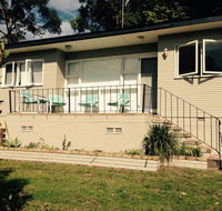 Cosy Seaside Cottage - Accommodation Rockhampton