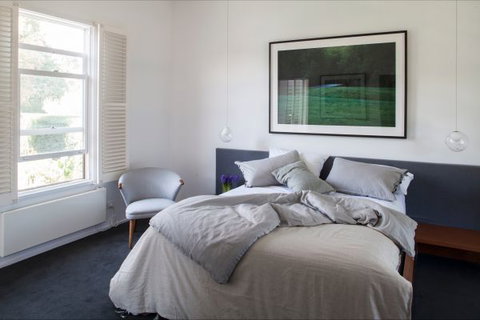 Flop House - Accommodation Rockhampton 3