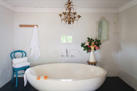 Flop House - Accommodation Rockhampton 4