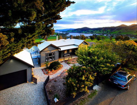 Frenchman's River - The Helmsman's House - Accommodation Rockhampton 0