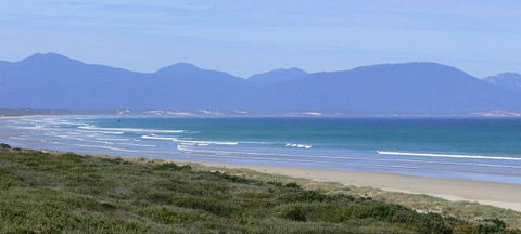 Sandy Point Beach Escape - Accommodation Rockhampton 1