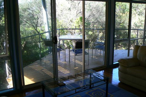 Sandy Point Beach Escape - Accommodation Rockhampton 4