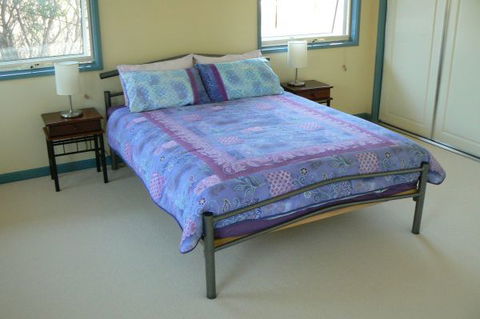 Sandy Point Beach Escape - Accommodation Rockhampton 5