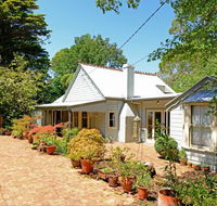 Sefton Cottage - Accommodation Rockhampton
