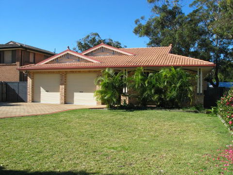 Seawest - Hawks Nest Accommodation - Accommodation Rockhampton 0