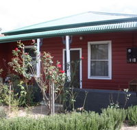 The Red House - Accommodation Rockhampton