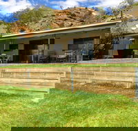 38 Greenbanks drive Sunny Banks- River Shack Rentals - Accommodation Rockhampton