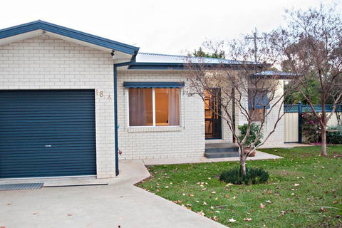 Rosies Cottage - Accommodation Rockhampton 1