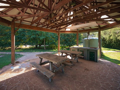 Hobart Beach Campground - Accommodation Rockhampton 2
