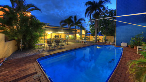Sky View Units - Accommodation Rockhampton 5